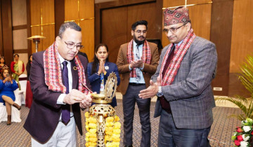 नेसनल लाइफको लुम्बिनी लक्जरी टुर र रानीमहल भ्रमण : ४ सयभन्दा बढीको सहभागिता